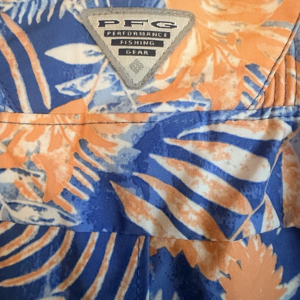 Columbia Sportswear Womens PFG Shorts M Quick Dry Stretch Pockets Island Floral - Picture 3 of 9